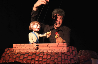 ESPECTACLE: EL PERE DE LA PLAÇA (cia. BINIXIFLAT)