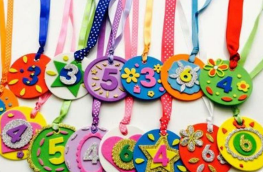 Taller: medalles personalitzades